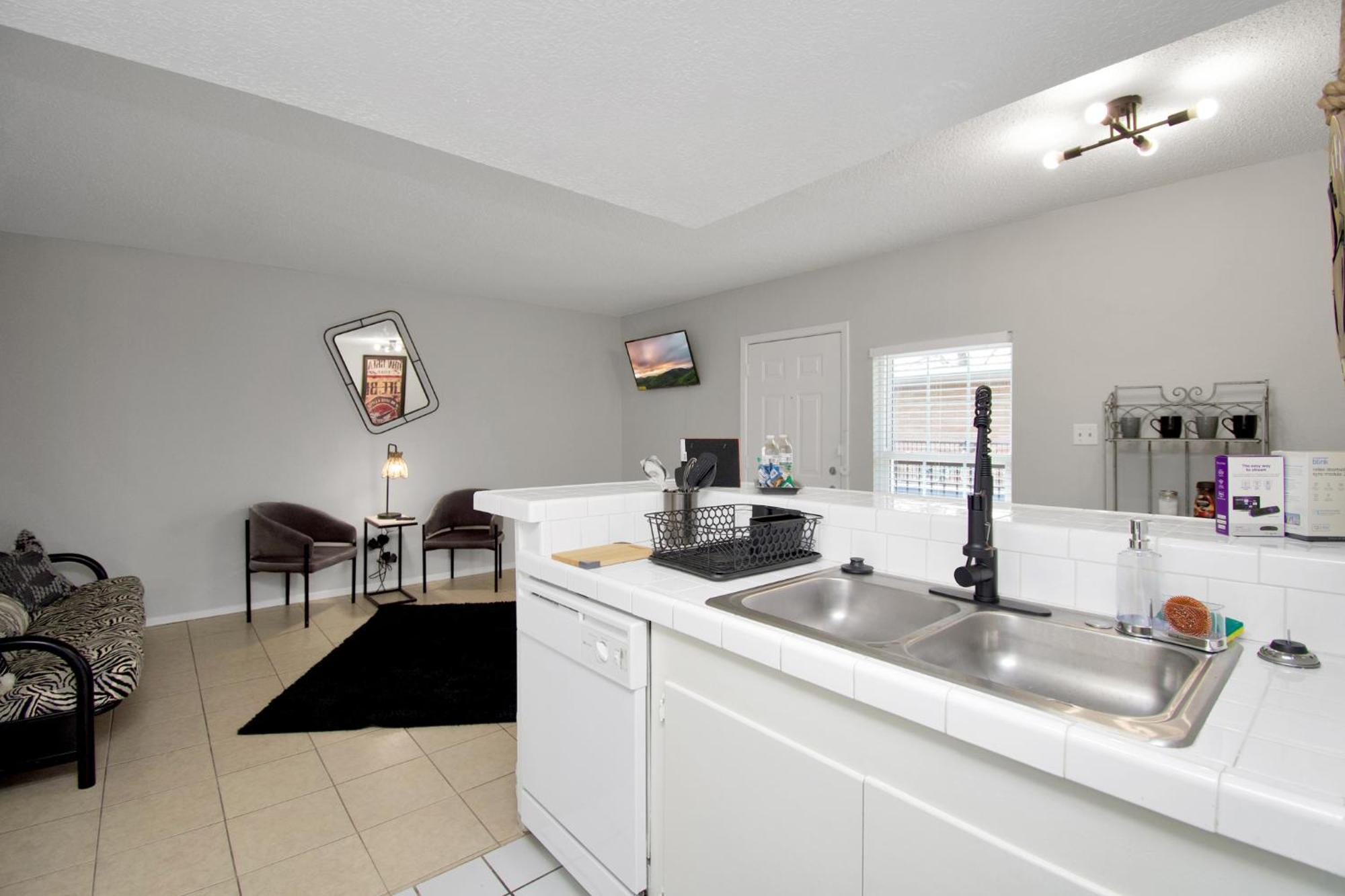 Apartamento Unique Heights 1Br Apt Sleeps 4 Houston Exterior foto